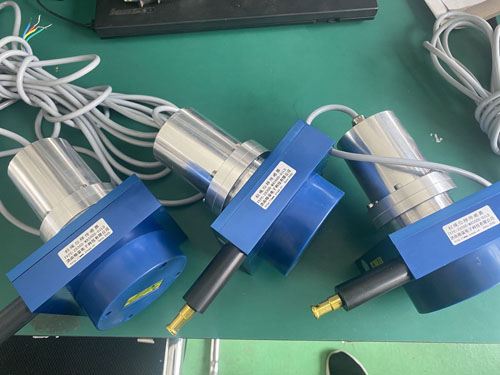 防水拉線位移編碼器信號輸出根據上位機軟件接收形式進行確認